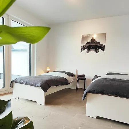 Modern Near Offenbach In Apartamento Seligenstadt