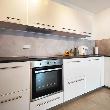 Apartamento Modern Near Offenbach In Seligenstadt